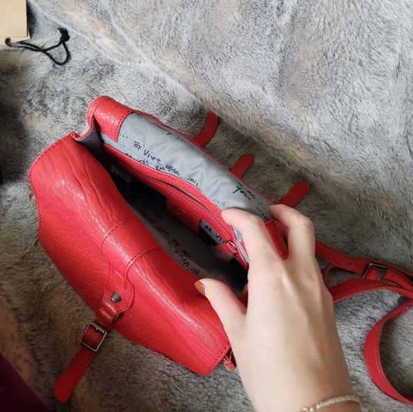 Moving Sale💫 Ash crossbody bag - Picture 5 of 7